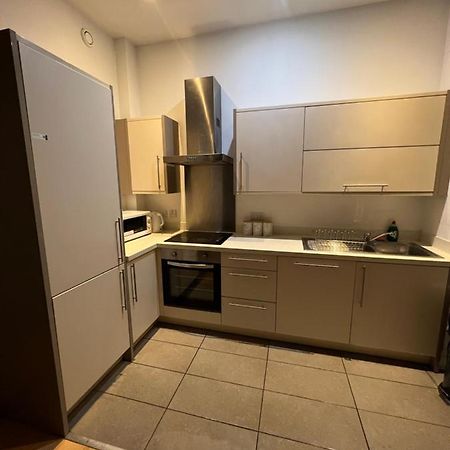 Bigkings Cosy 2 Bedroom Apartment With Free Parking In Central แมนเชสเตอร์ ภายนอก รูปภาพ